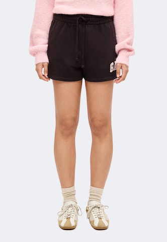 GAP Loosefit Nadrág 'HERITAGE' - barna: elől