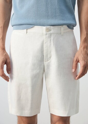 MANGO MAN Regular Shorts 'Carp' in Weiß