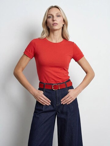 Dilvin Shirt in Red