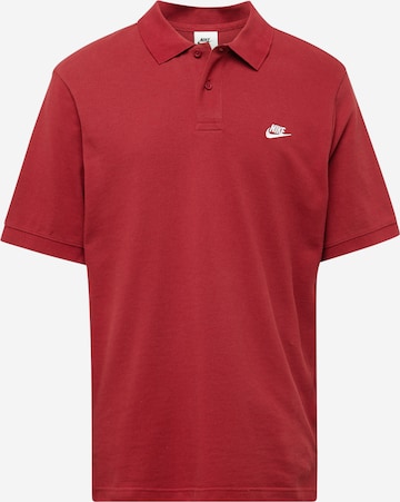 T-Shirt 'CLUB' Nike Sportswear en rouge : devant