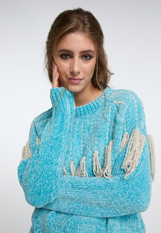 IZIA Sweater in Blue