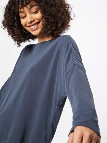 Monki Shirt in Blau