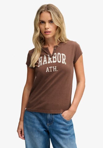 T-shirt 'Athletic Essentials' Superdry & Co en marron : devant