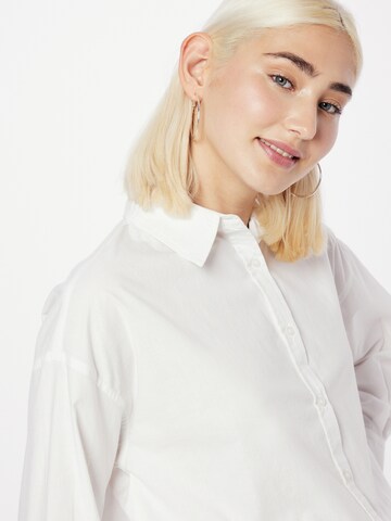 Warehouse Bluse i hvid