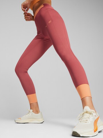 Skinny Pantaloni sportivi di PUMA in rosso: frontale