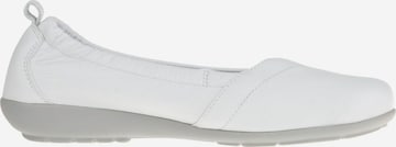 Natural Feet Slipper 'Polina' in tollem Design in Weiß