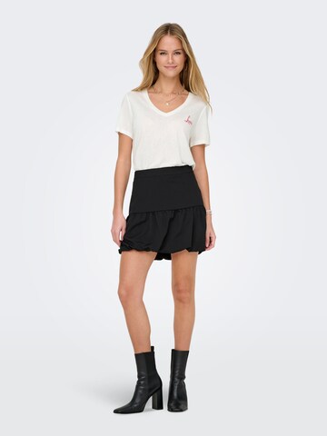 Maglietta 'ONLNEW BELLE' di ONLY in bianco