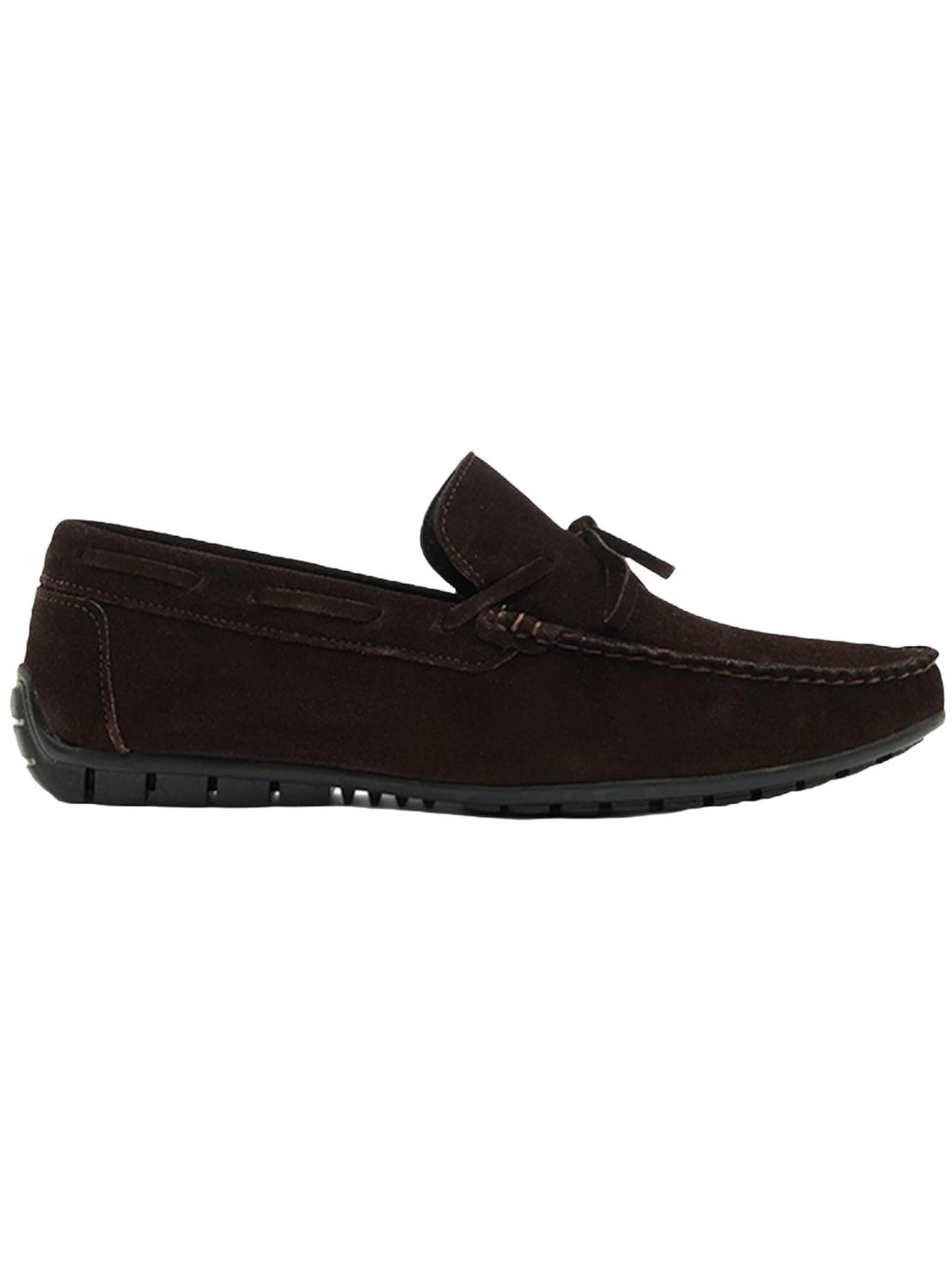 Desa Moccasins in Brown