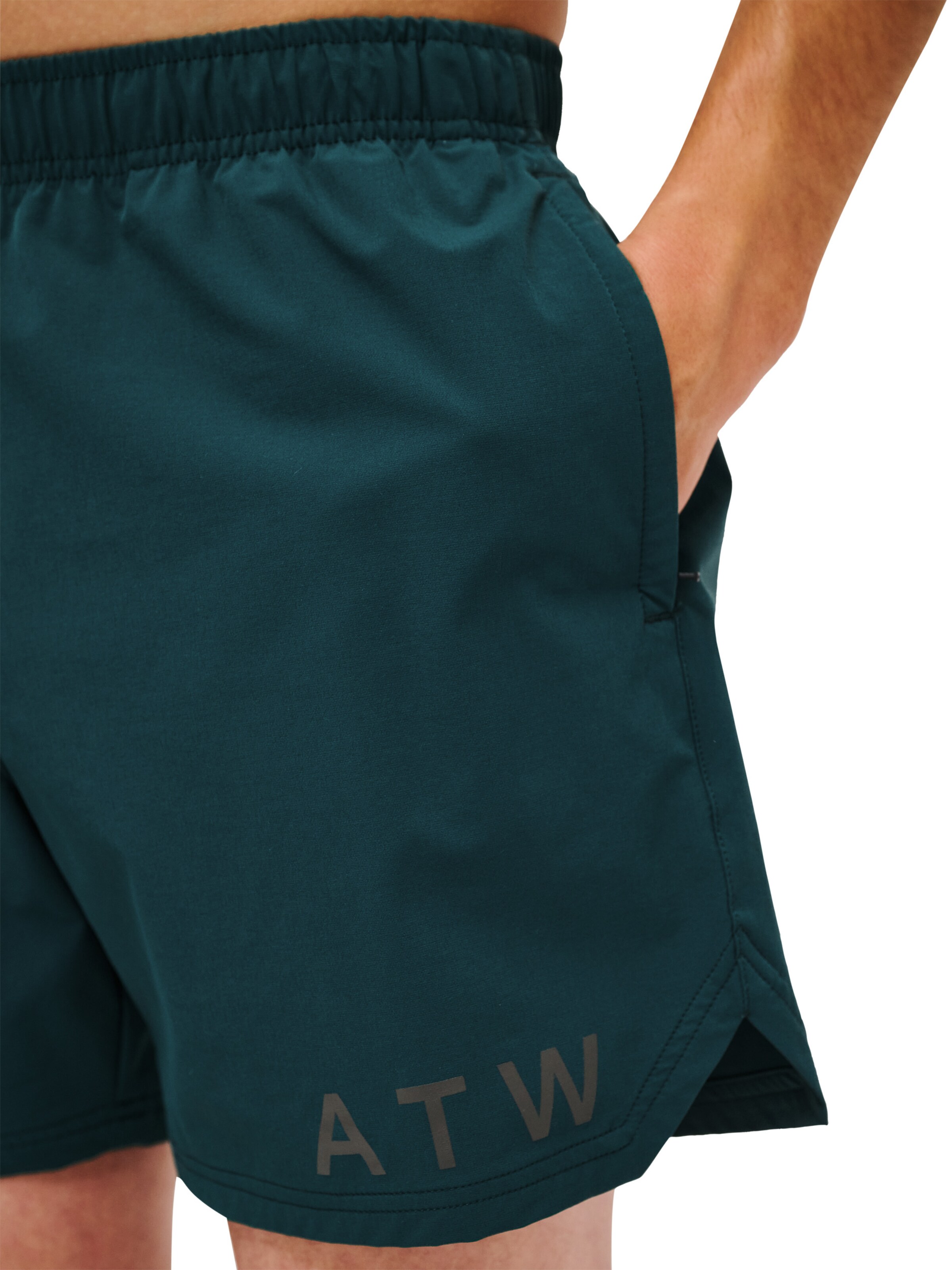 HALO Loose fit Pants in Green