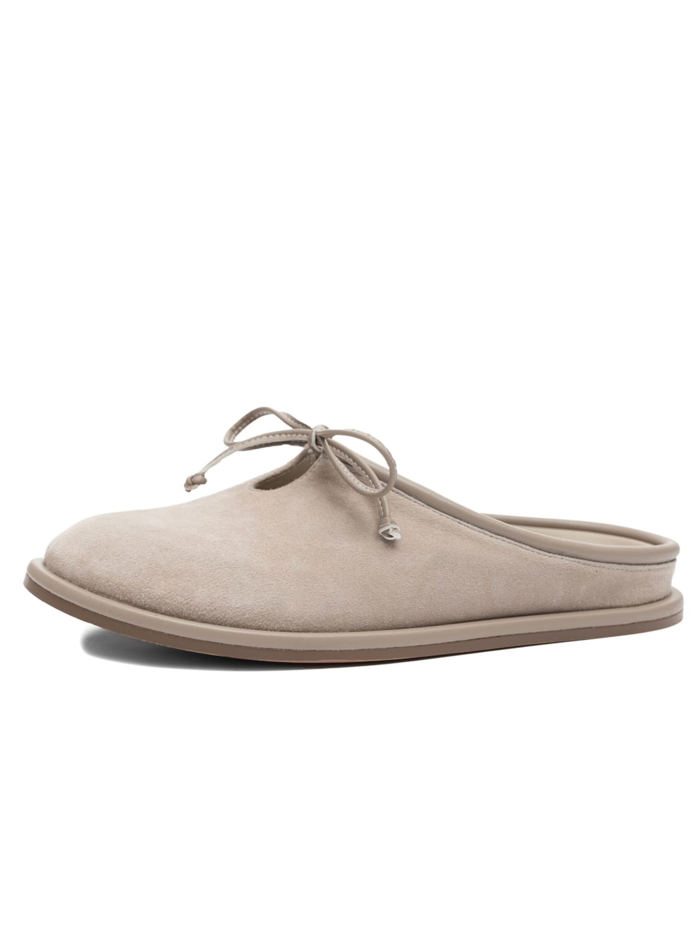 Maciejka Slippers in Beige: front