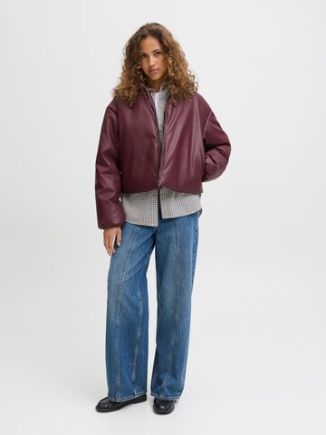 Veste mi-saison 'JXCALA' JJXX en rouge