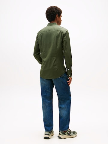 Slim fit Cămașă de la Tommy Jeans pe verde