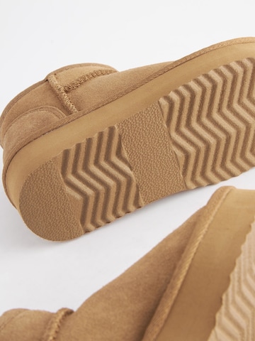 Next - Bota em castanho