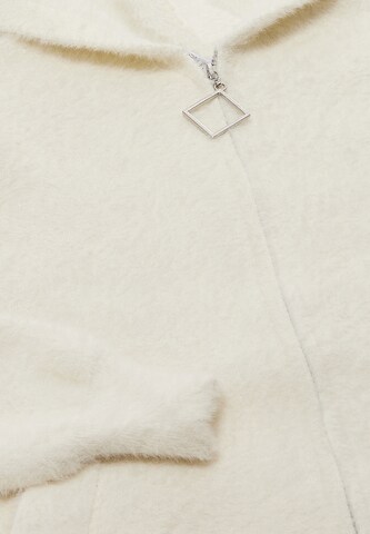 Poomi Knit Cardigan in White