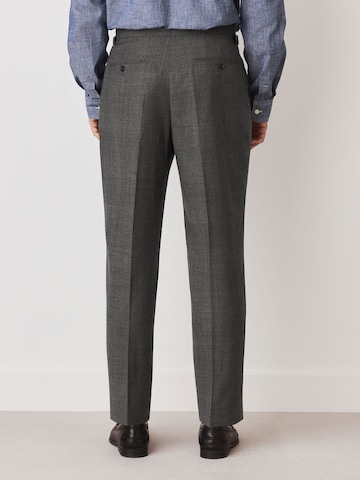 regular Pantaloni con pieghe di Next in grigio