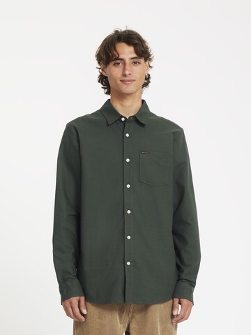 Coupe regular Chemise 'Veeco' Volcom en vert : devant