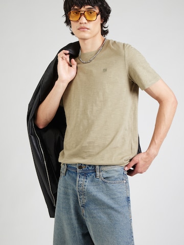 Tricou de la s.Oliver pe verde: față
