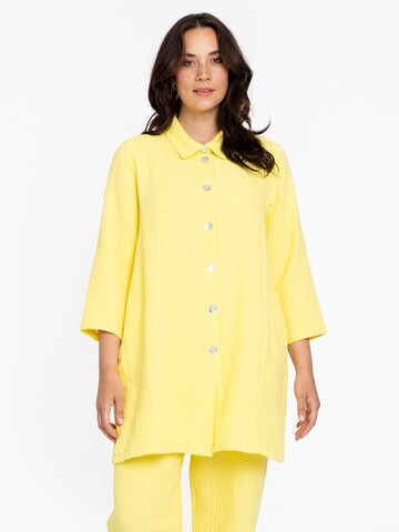 Yoek Blouse in Yellow: front