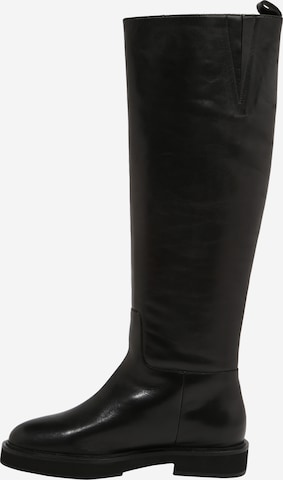 Karolina Kurkova Originals Boots 'Diana' in Black