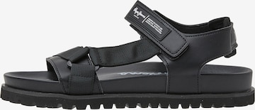 Pepe Jeans Sandal in Black: front