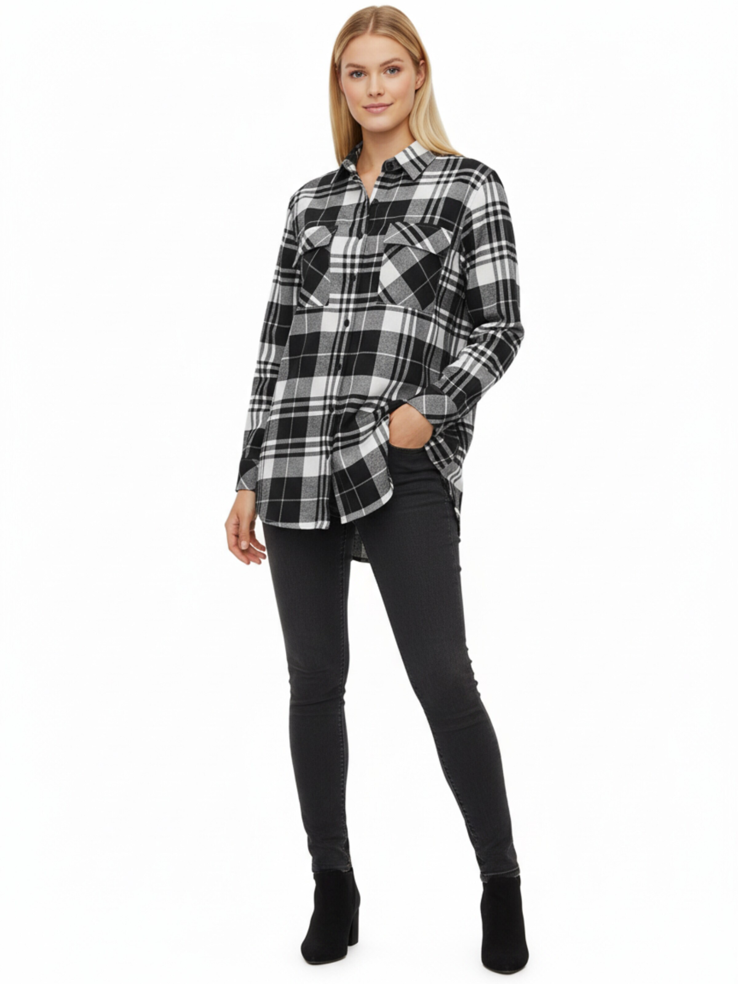 Radwa Blouse 'Radwa Women’s Plaid Flannel' in Wit