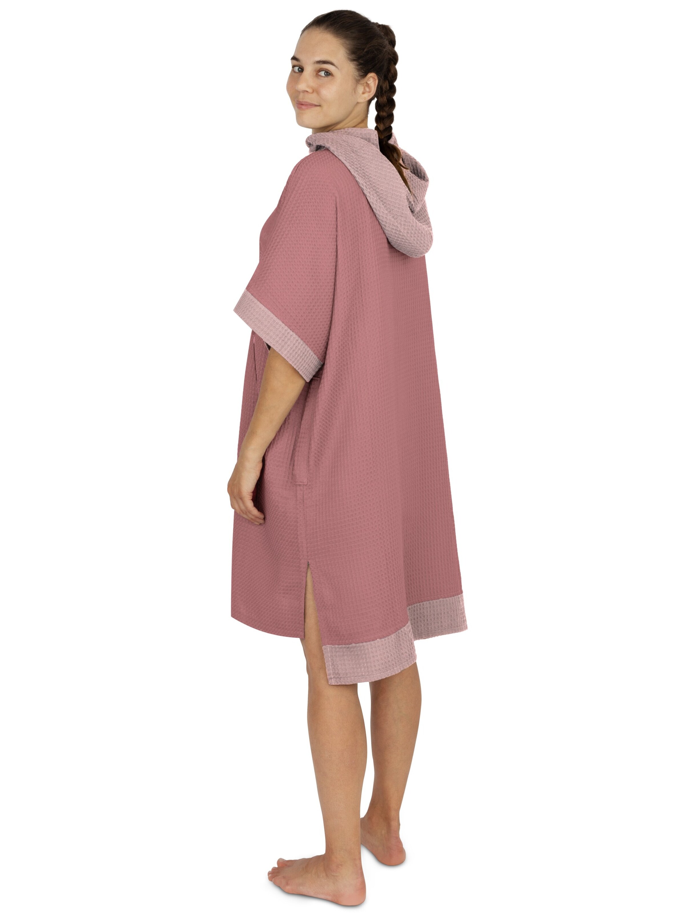 normani Badjas lang  in Roze