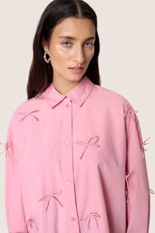 SOAKED IN LUXURY Bluse 'Joa' i pink