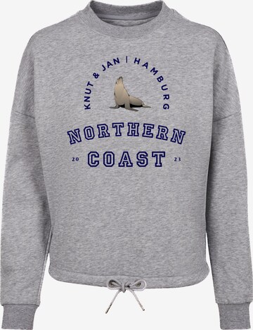 F4NT4STIC Sweatshirt 'Robbe Knut & Jan Hamburg' in Grijs: voorkant