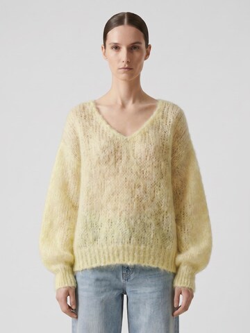 americandreams Oversized trui 'Milana Mohair' in Geel: voorkant