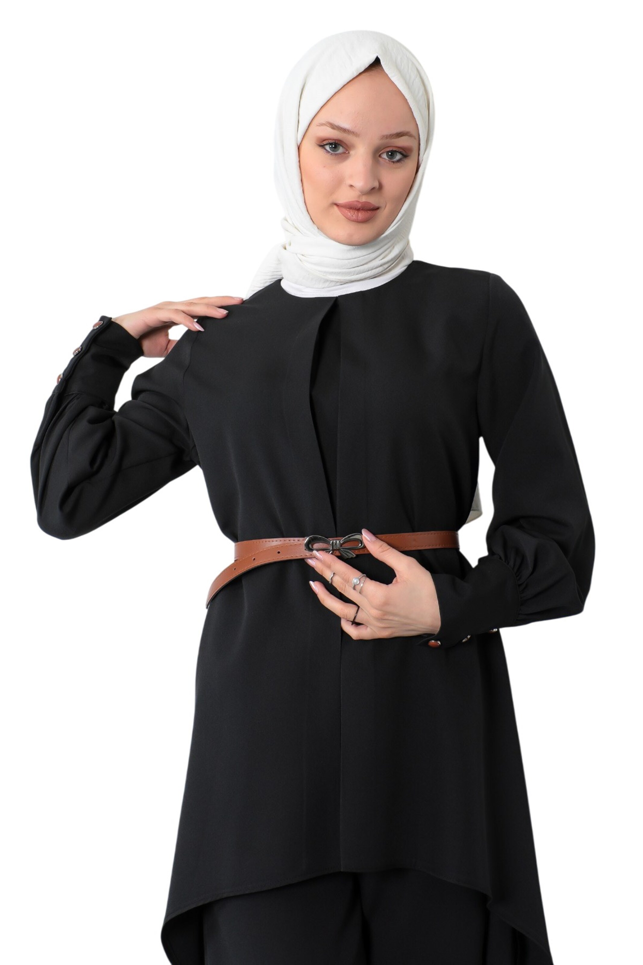 Pantalons de tailleur MODAMIHRAM en noir