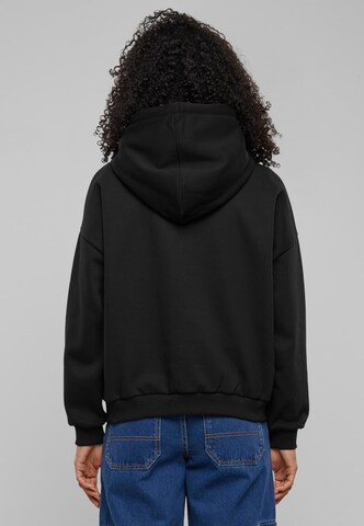 Urban Classics Свитшот в Черный