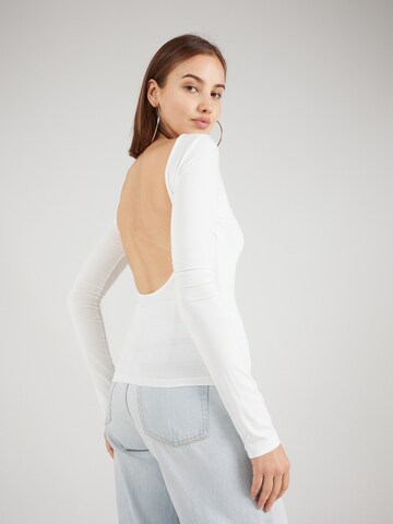 Gina Tricot Shirts 'Soft Touch' i hvid