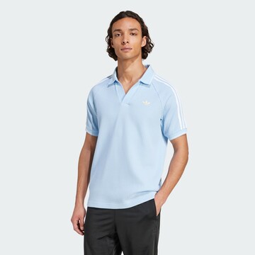 ADIDAS ORIGINALS T-shirt i blå: framsida