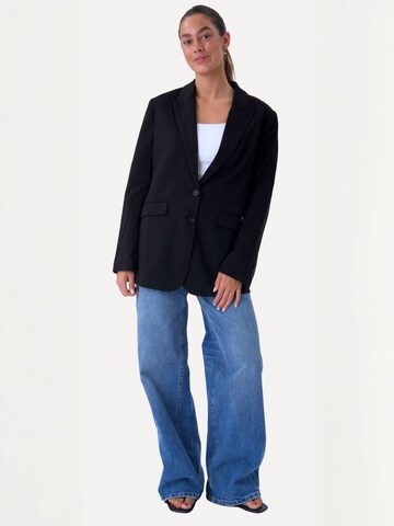 TEESHOPPEN - Blazer ' Classic ' em preto