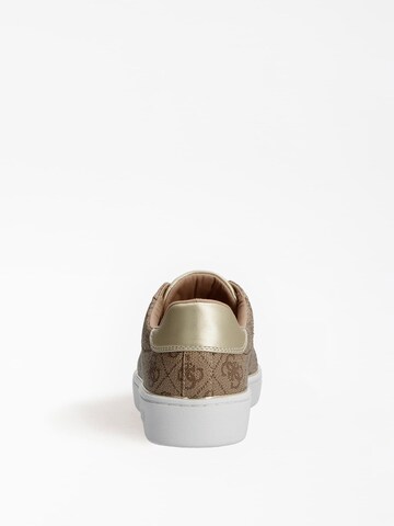 Sneaker bassa 'Beckie' di GUESS in beige