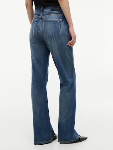 TOMMY HILFIGER Flared Jeans in Blue