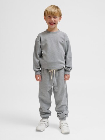 Hummel Loosefit Hose in Grau