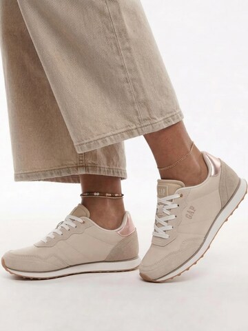 GAP Sneakersy niskie w kolorze beżowy
