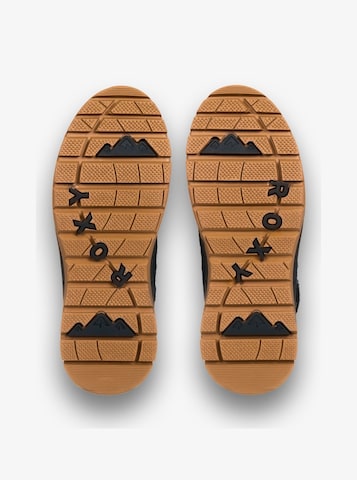 ROXY Snow Boots in Black