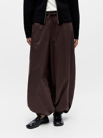 Baggy Pantalon 'OBJFIE' OBJECT en marron : devant