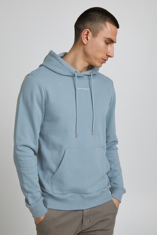 Casual Friday - Sweatshirt 'Sinius' em azul: frente