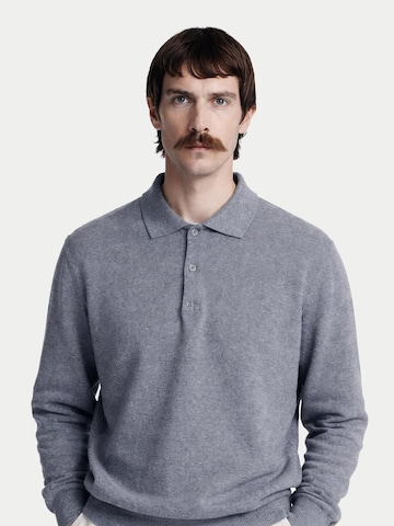 GOBI Cashmere Sweater in Grey