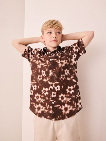 Coupe regular Chemise Next en marron