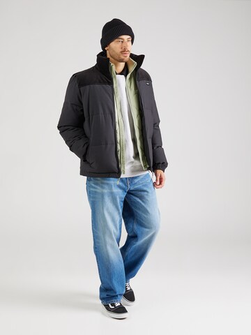 Veste d’hiver 'Geocatch' Iriedaily en noir