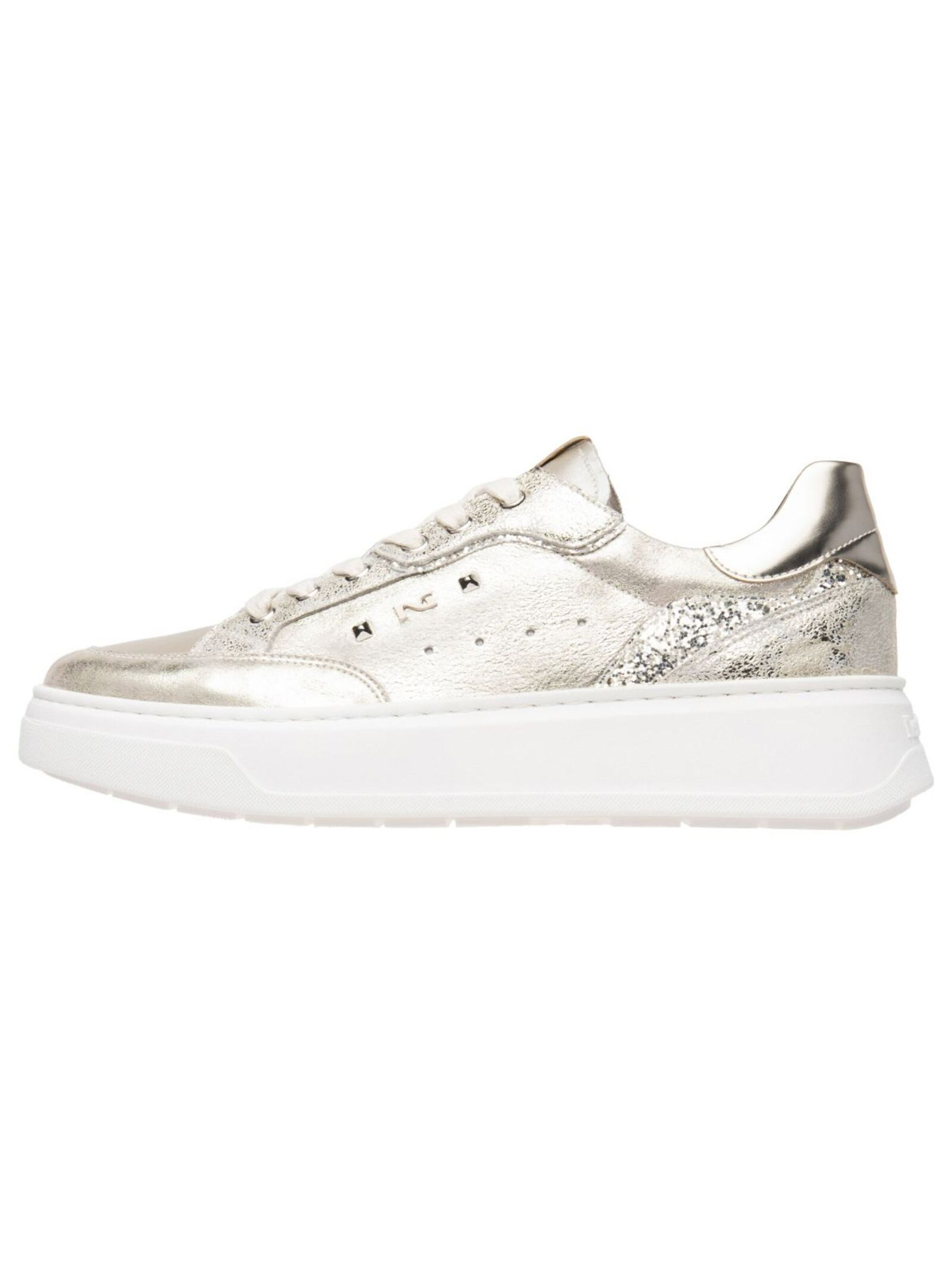 Baskets basses Nero Giardini en beige