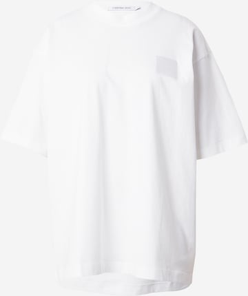 Regular Tricou de la Calvin Klein Jeans pe alb: față