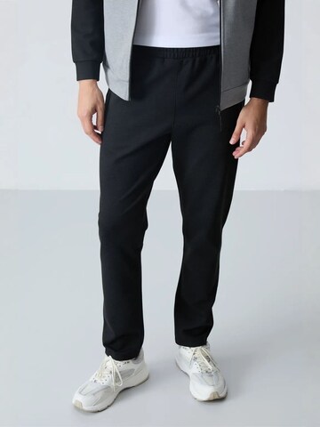 Survêtements Tommy Life en gris