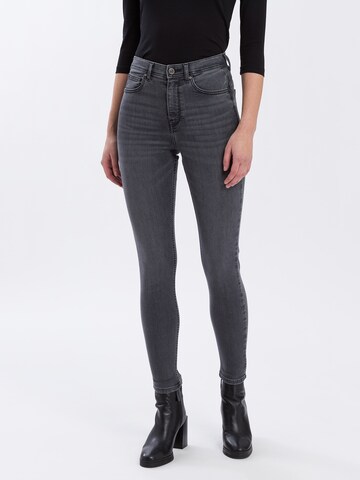 Cross Jeans Skinny Jeans in Grey: front