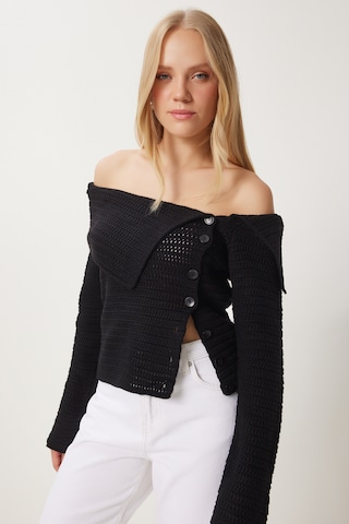 Happiness İstanbul Strickjacke in Schwarz: Vorderseite
