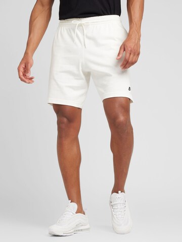 Nike Sportswear - Regular Calças 'Club' em branco: frente